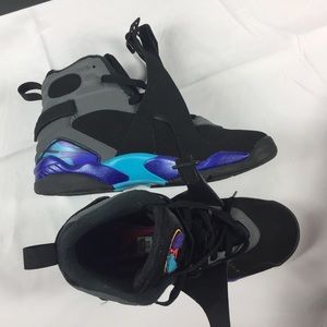 Air Jordan 8